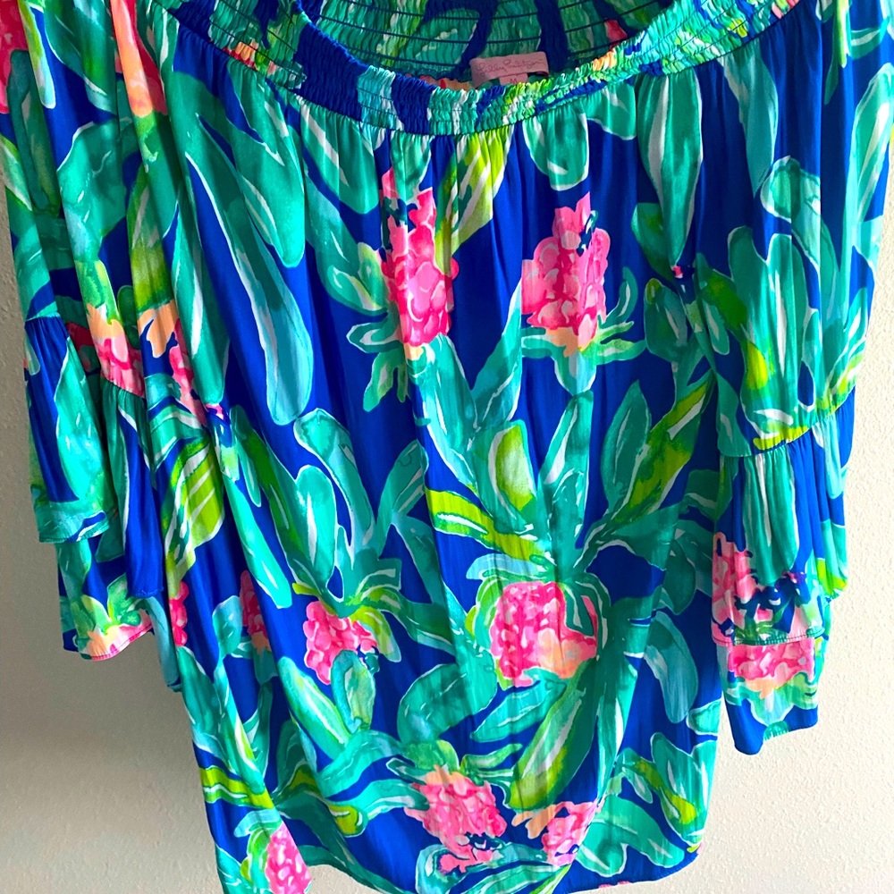 Lilly Pulitzer bright silk like off the shoulder dress